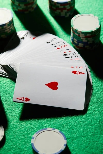 Andar Bahar card game layout with dealer and prediction sides